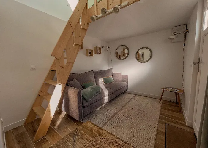 Clementines House 3* オンフルール