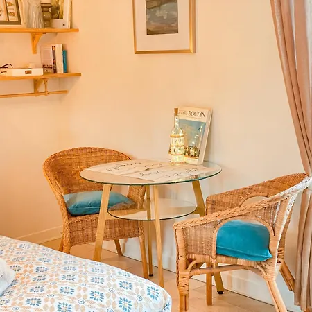 Clementines House Гостевой дом