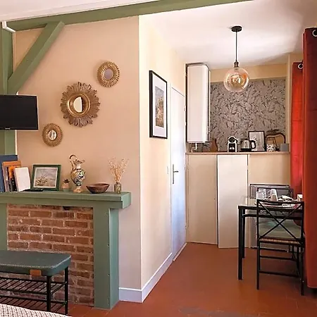 Clementines House Pensjonat 4*